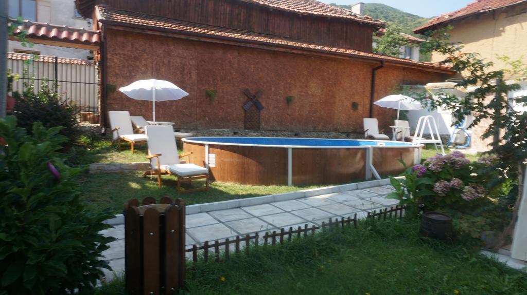 Guest House Simona Szapareva Banja Kültér fotó